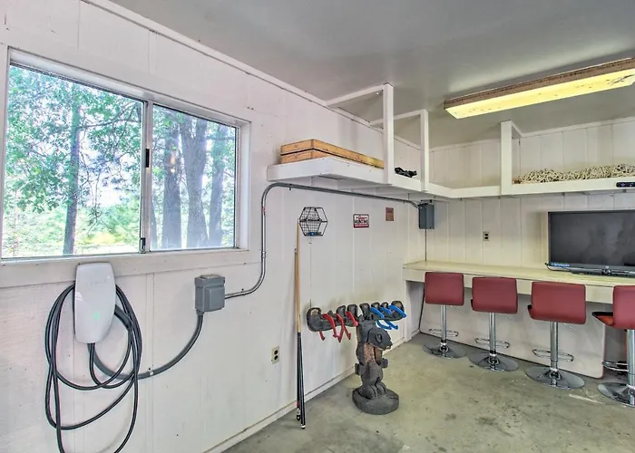 Dom wakacyjny Bring A Pet: W/ Game Room! Pinetop-Lakeside