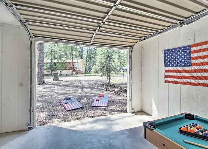 Dom wakacyjny Bring A Pet: W/ Game Room! *